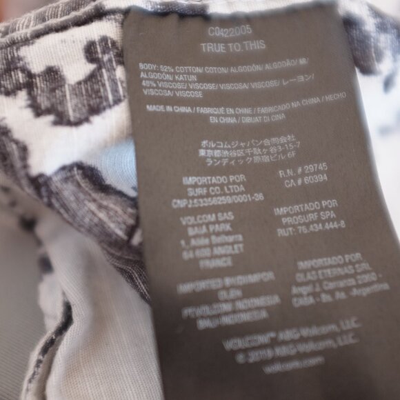 Volcom boy burres grey and black Shirt - Picture 8 of 8